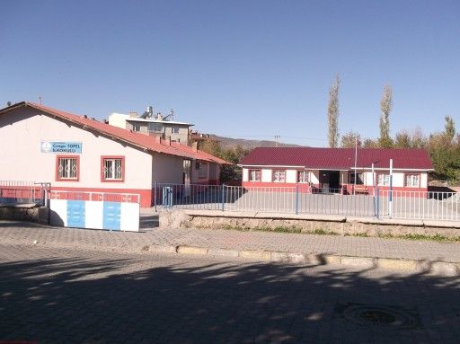 Cengiz Topel İlkokulu 