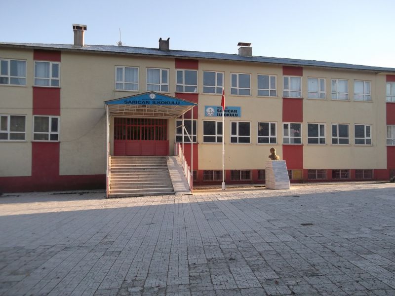 Sarıcan İlkokulu 