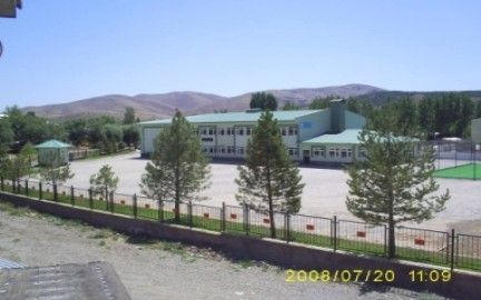 İffet Nusret Gülser Ortaokulu 