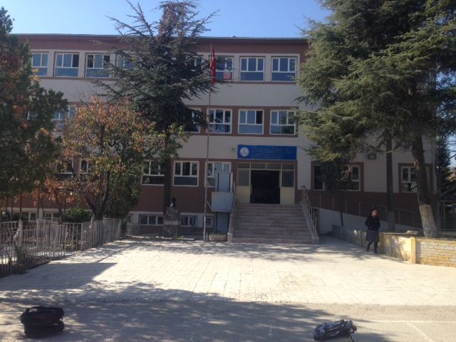 Bahçelievler Ortaokulu 