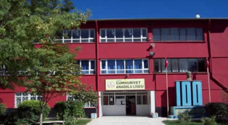 Cumhuriyet Kız Anadolu İmam Hatip Lisesi 