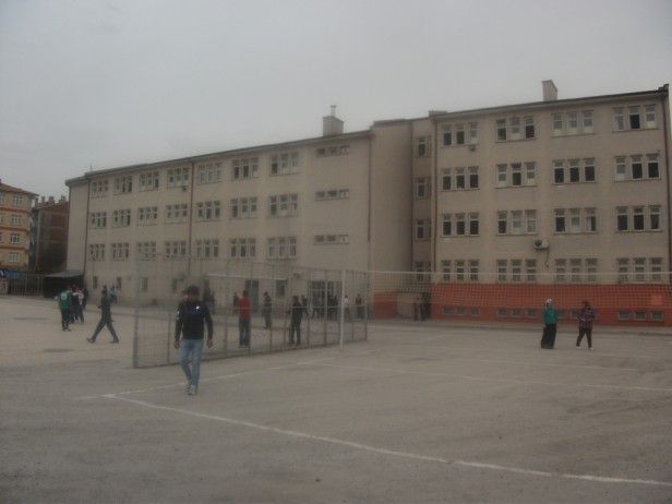 Gazi Anadolu Lisesi 