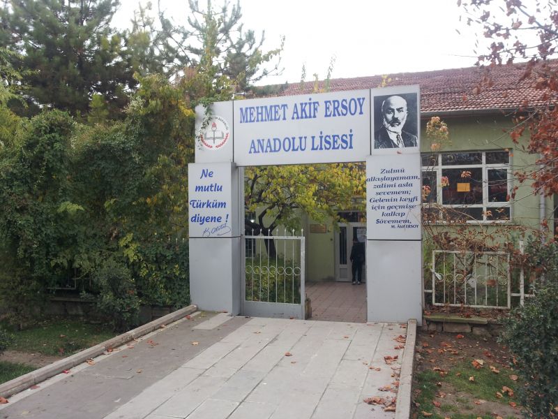 Mehmet Akif Ersoy Anadolu Lisesi 