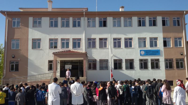 Nahit Ergene Ortaokulu 