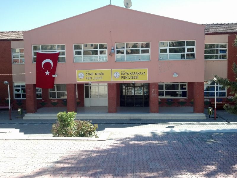Cemil Meriç Fen Lisesi 