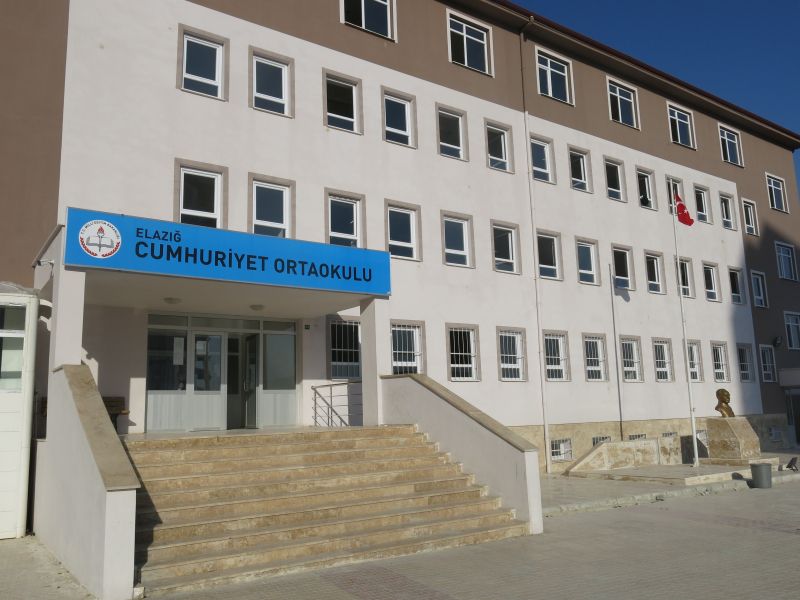 Cumhuriyet Ortaokulu 
