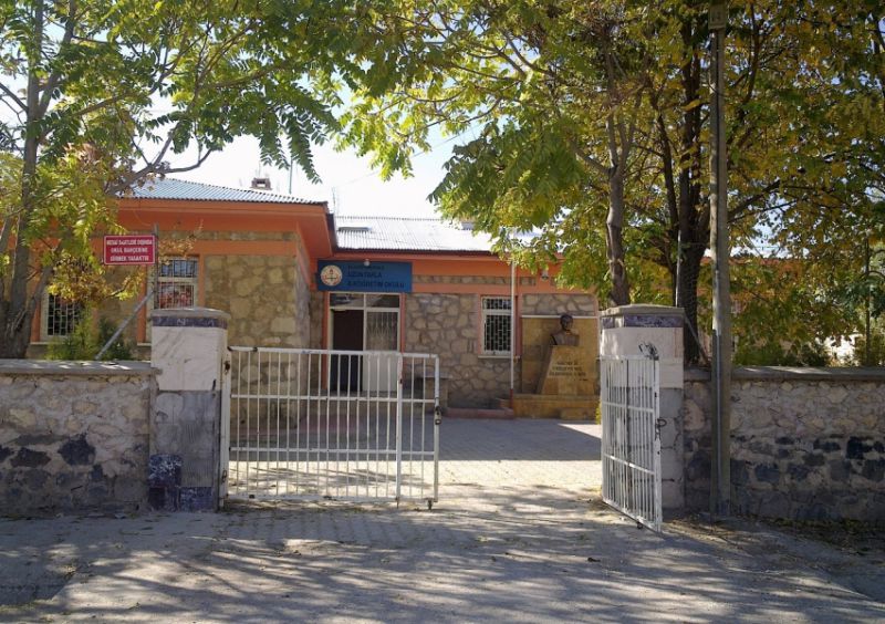 Uzuntarla İlkokulu 