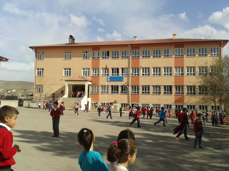 Ziya Gökalp İlkokulu 