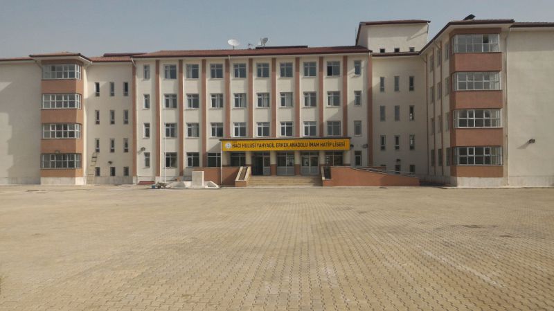 Hacı Hulusi Yahyagil Anadolu İmam Hatip Lisesi 