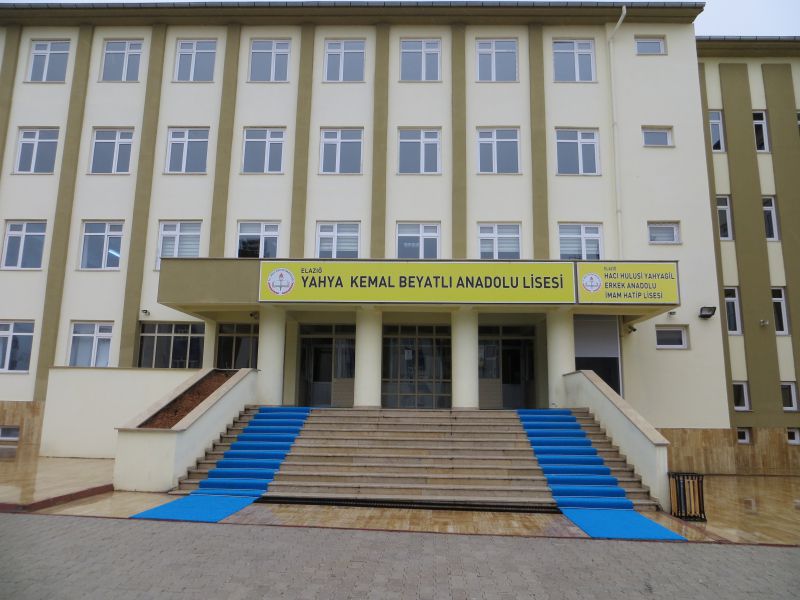 Yahya Kemal Beyatli Anadolu Lisesi 