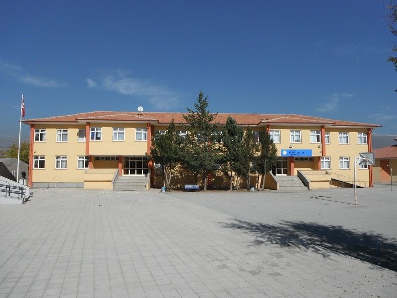 Bahçelievler İlkokulu 