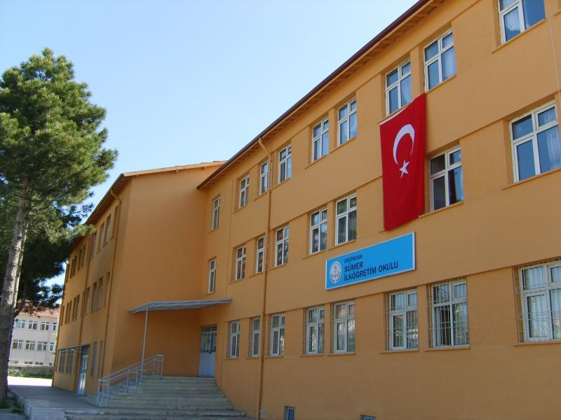 Sümer Ortaokulu 