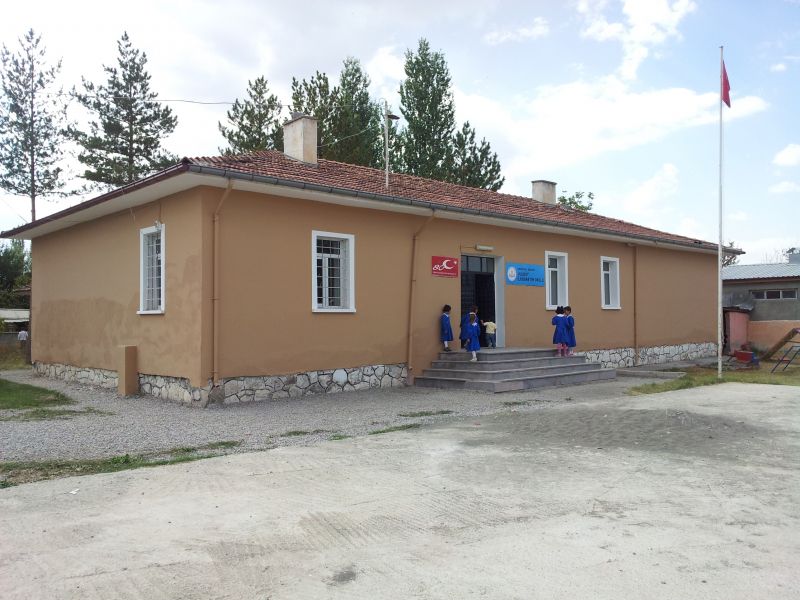 Uluköy İlkokulu 