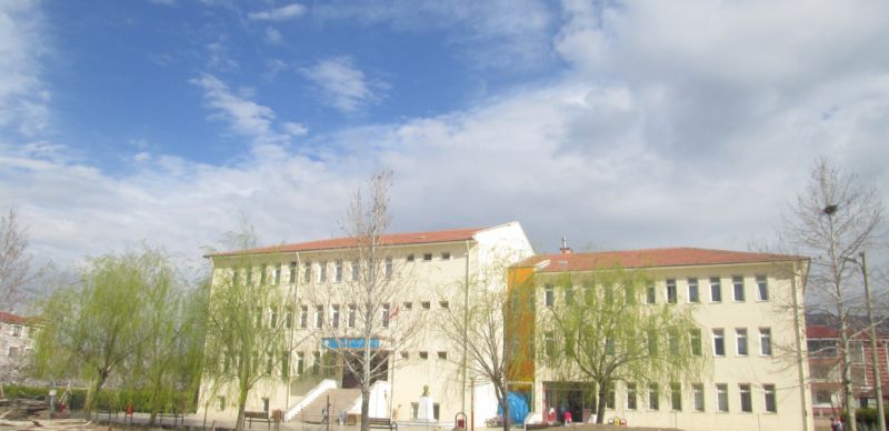 Milli Eğitim Vakfı Yavuz Selim İlkokulu 