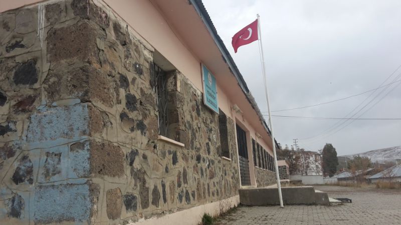 Turaç Korkmaz Kardeşler İlkokulu 