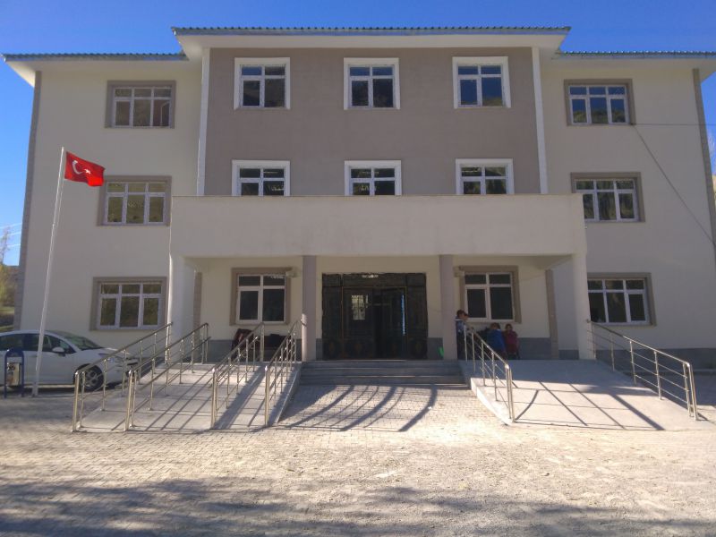Eskipolat Ortaokulu 