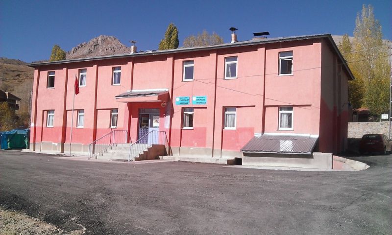 Eskipolat İlkokulu 