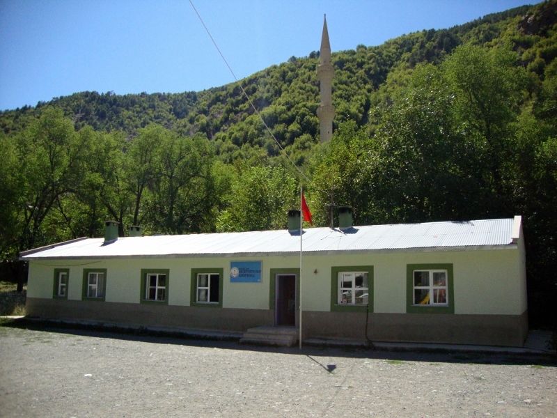 Aksu Şehit Mustafa Güler İlkokulu 