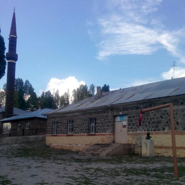 Mollaosman Ortaokulu 