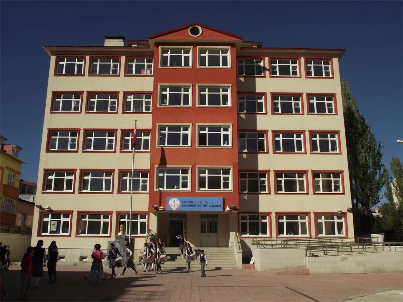 Halitpaşa İlköğretim Okulu 