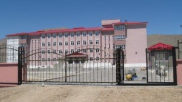Oltu Anadolu Lisesi 