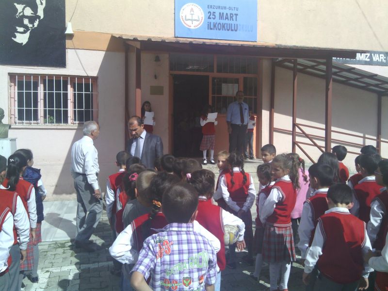 25 Mart İlkokulu 