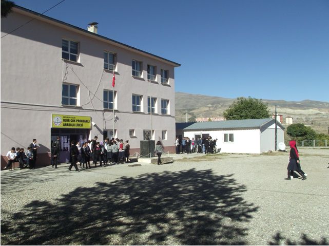Olur Çok Programlı Anadolu Lisesi 