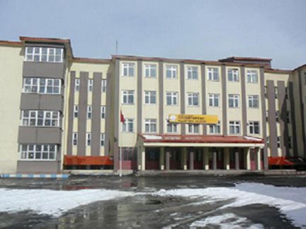 Yıldızkent Nafizbey Mesleki Ve Teknik Anadolu Lisesi 