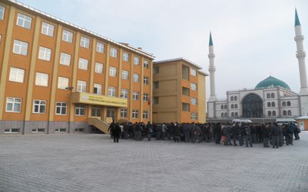 Palandöken Yıldızkent Hüseyin Avni Ulaş Anadolu Lisesi 