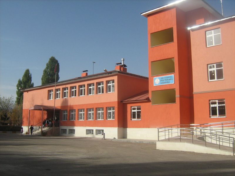 Sabahattin Solakoğlu Ortaokulu 