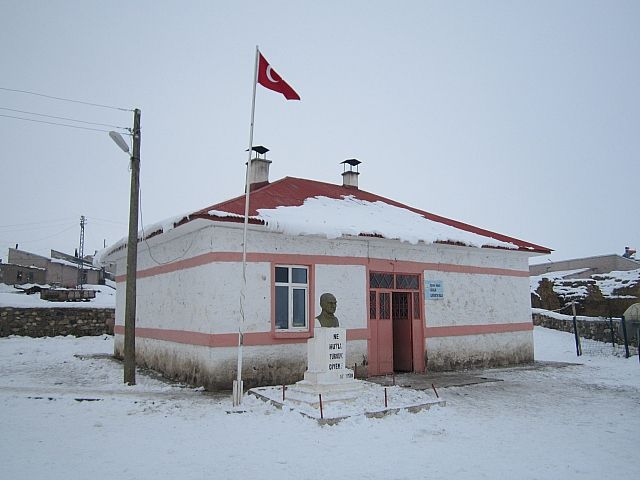 Ağcalar İlkokulu 