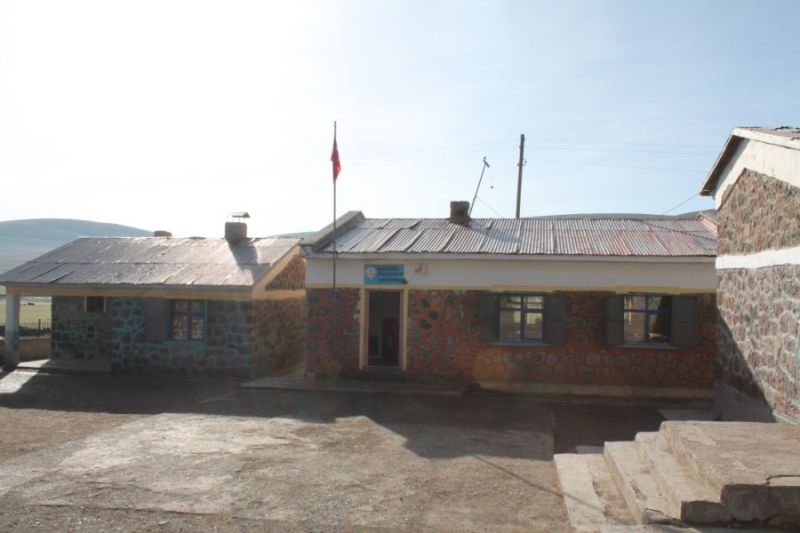 Katranlı Şehit Ragıp Köse İlkokulu 
