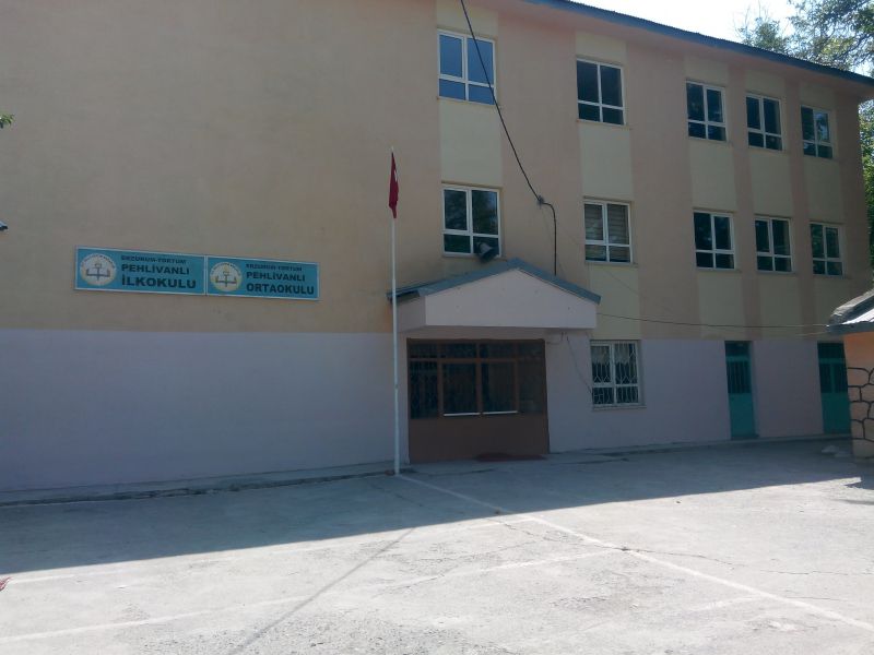 Pehlivanlı İlkokulu 