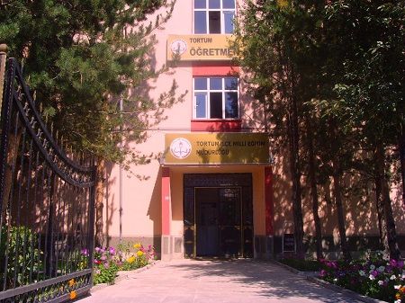 Öğretmen Evi Ve Akşam Sanat Okulu 