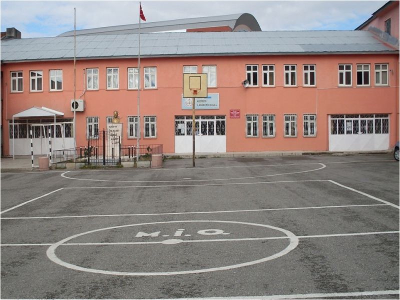 Mecidiye Ortaokulu 