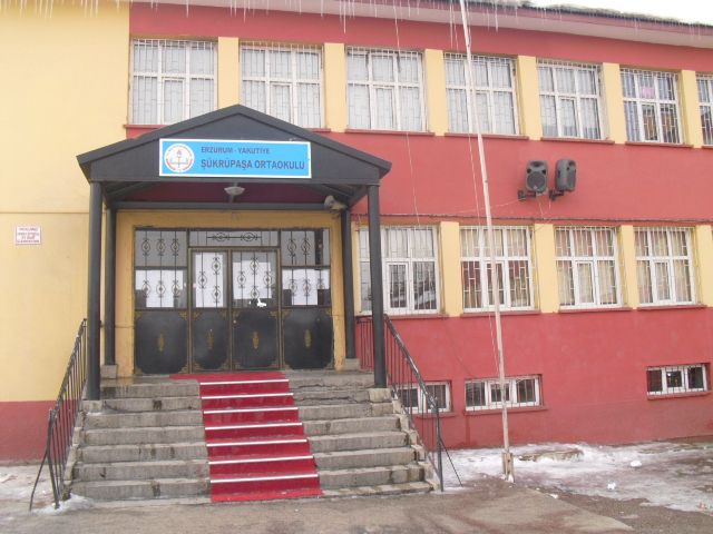 Şükrüpaşa Ortaokulu 