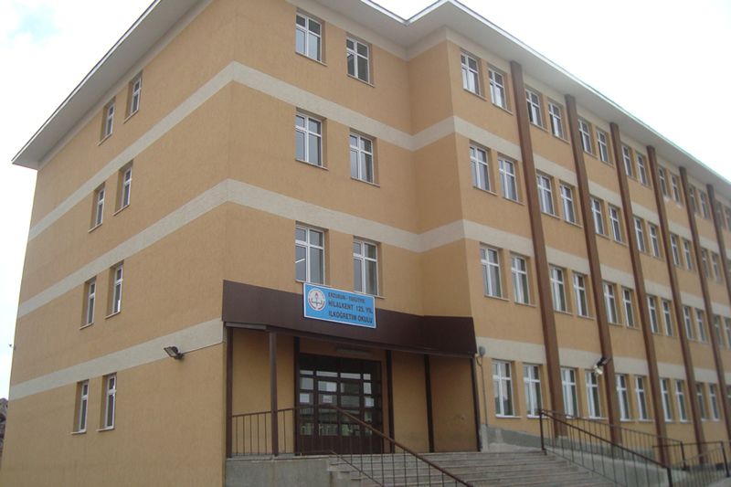 Hilalkent 125. Yıl Ortaokulu 