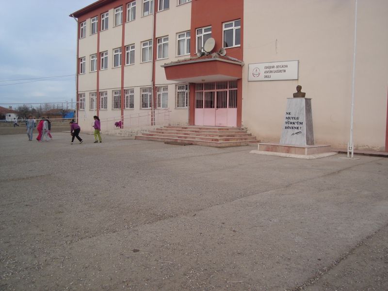 Atatürk Ortaokulu 