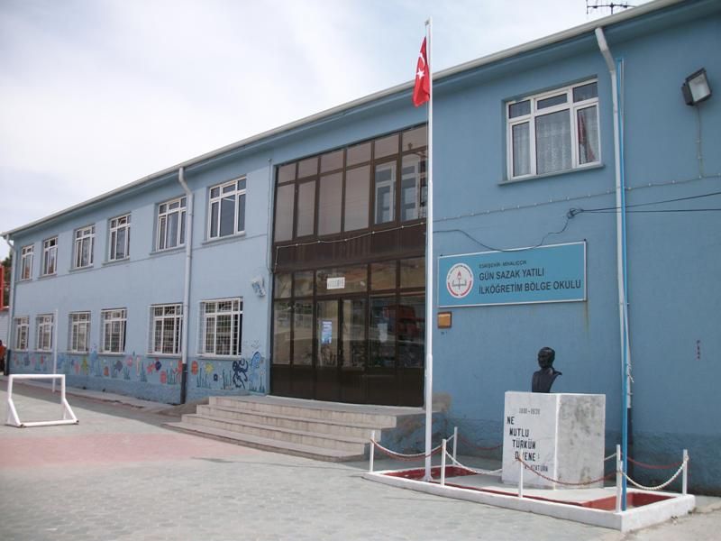 Gün Sazak Yatılı Bölge Ortaokulu 