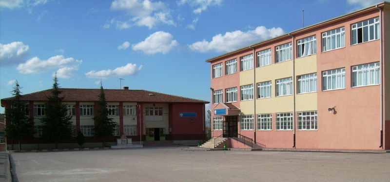 Şehit Yunus Baykal Ortaokulu 