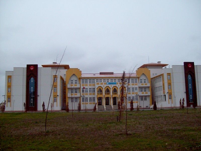 Şehit Onur Yeşil Ortaokulu 
