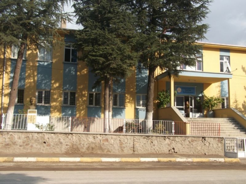 Fatih İlkokulu 