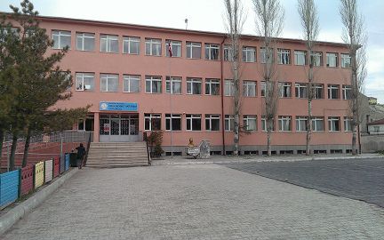 Kırka Mehmet Akif Ersoy Ortaokulu 