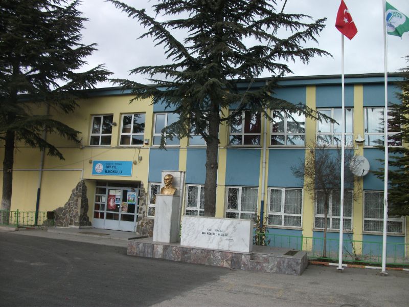100.yıl İlkokulu 