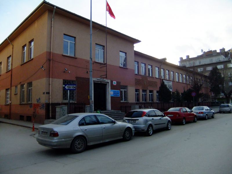 Dumlupınar İlkokulu 