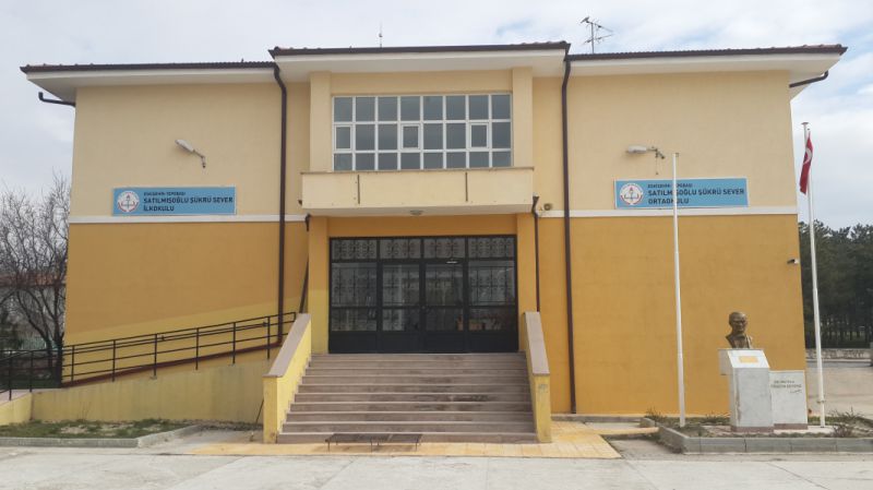 Satılmışoğlu Şükrü Sever Ortaokulu 