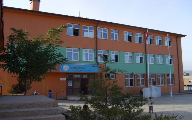 Dağdancık Ortaokulu 