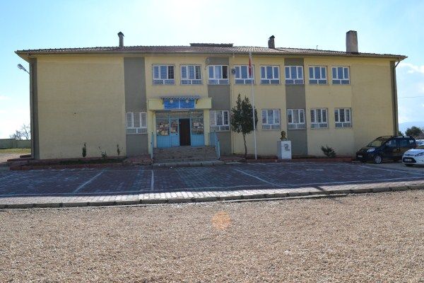 Köklüce Mehmet Gezer Ortaokulu 