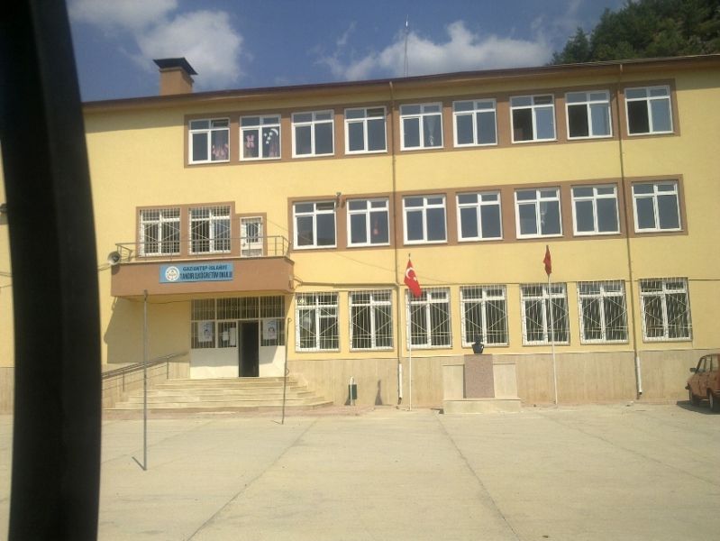 Tandır İlkokulu 