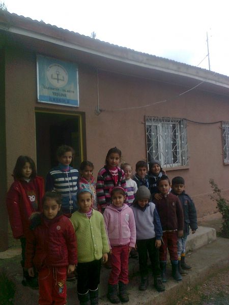Yeşilova İlkokulu 